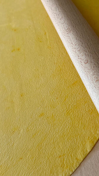 Sfoglia di pasta all'uovo tirata al mattarello